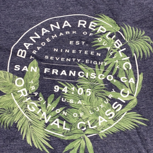 Banana Republic blue graphic T-shirt size medium - Picture 4 of 5